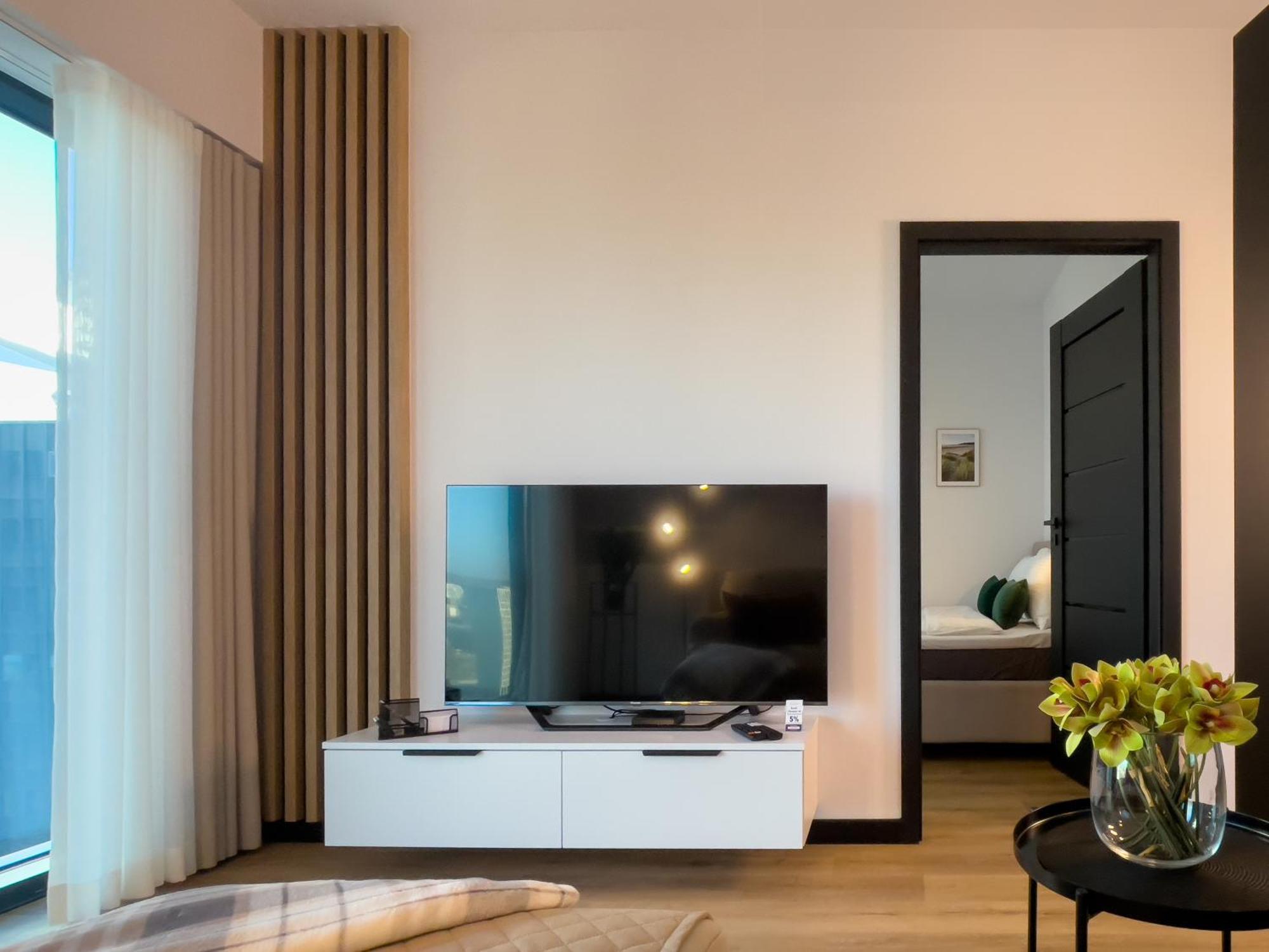 Apartament Urban Global Premium, 21st Floor No 5, Free Parking, Self Check-in, No Deposit Katowice
