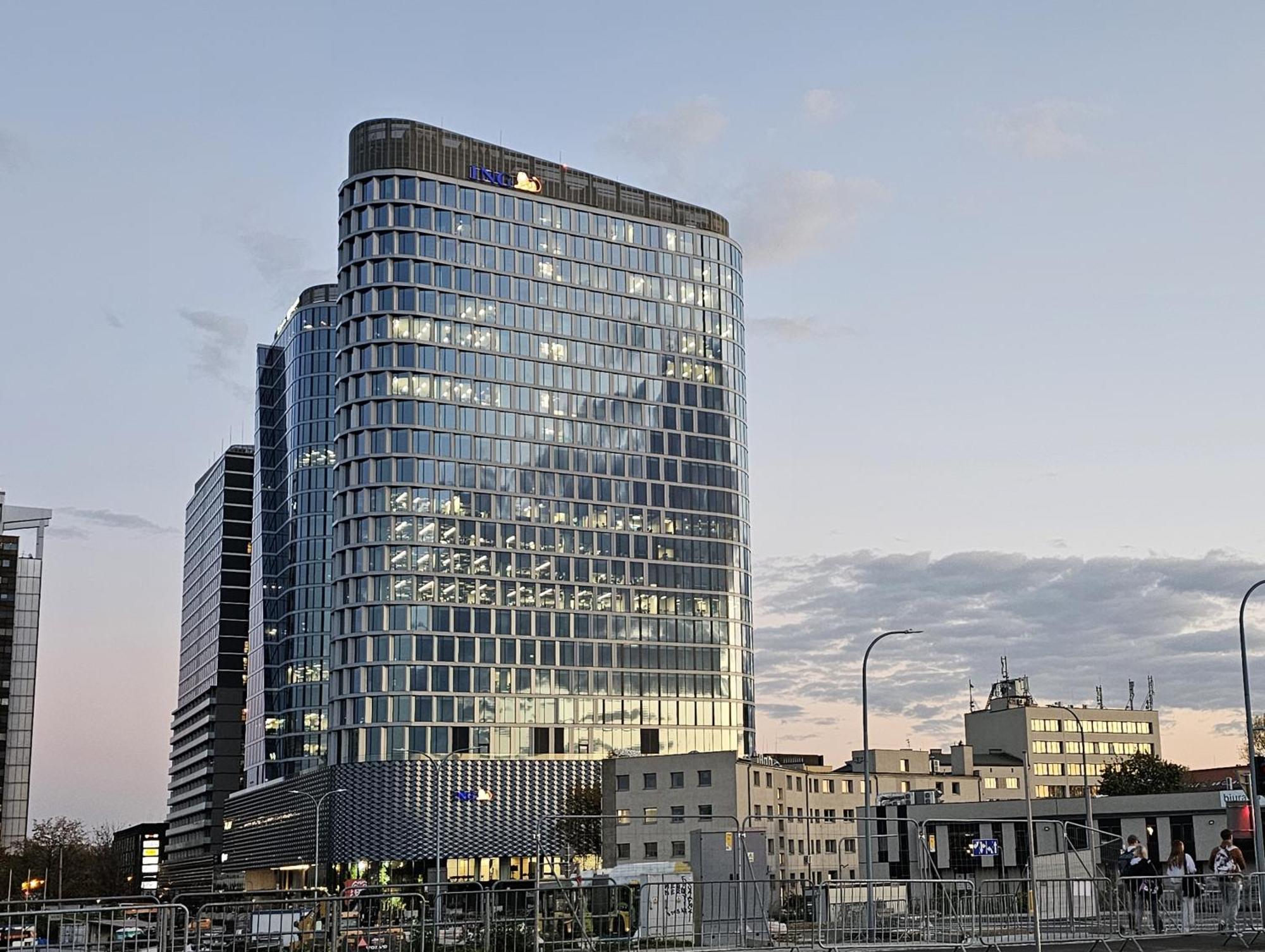 Urban Global Premium, 21st Floor No 5, Free Parking, Self Check-in, No Deposit *